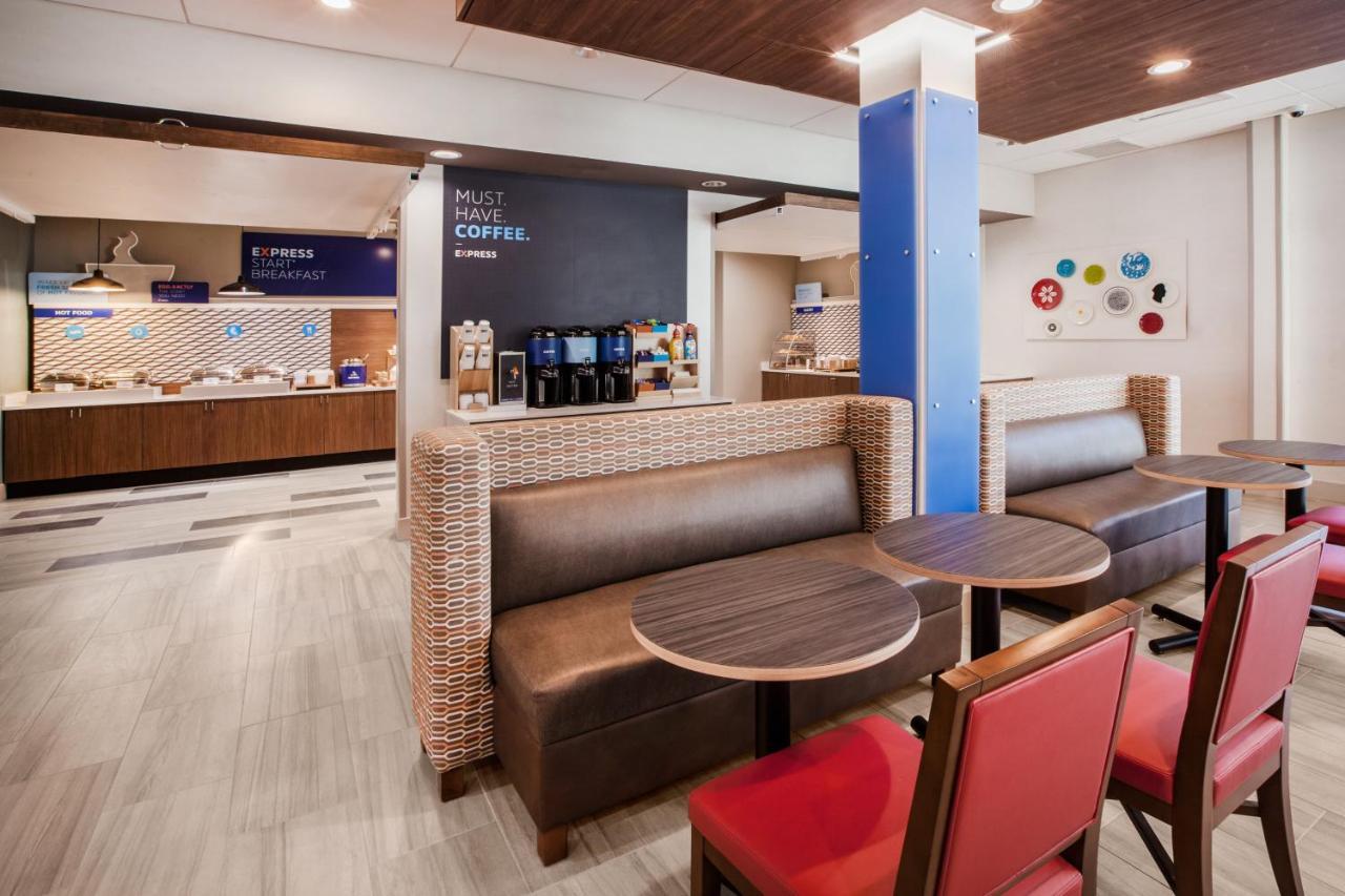 Holiday Inn Express & Suites - Abingdon By Ihg Exterior foto