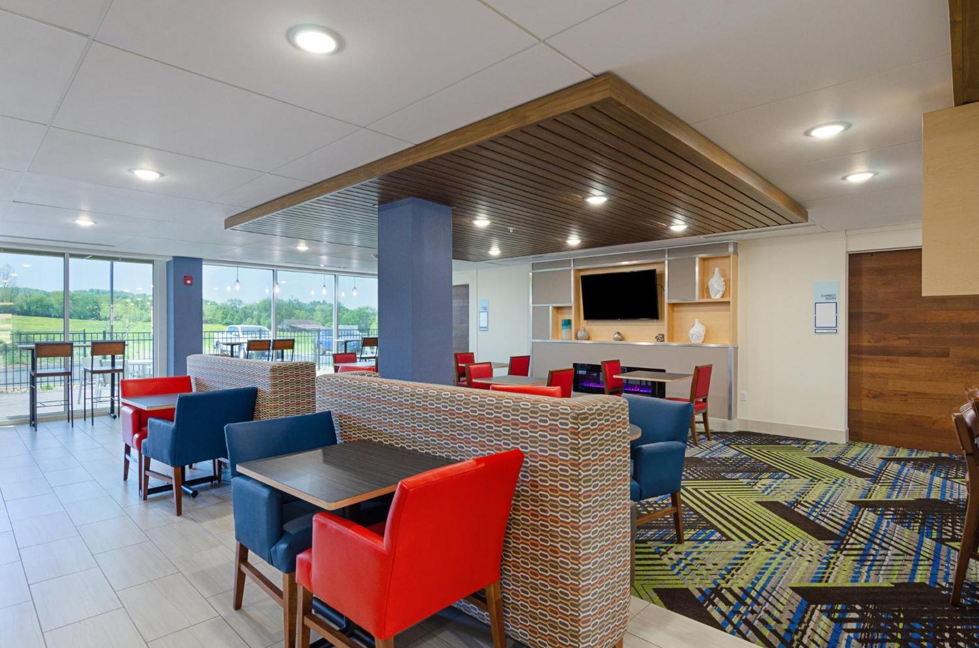 Holiday Inn Express & Suites - Abingdon By Ihg Exterior foto