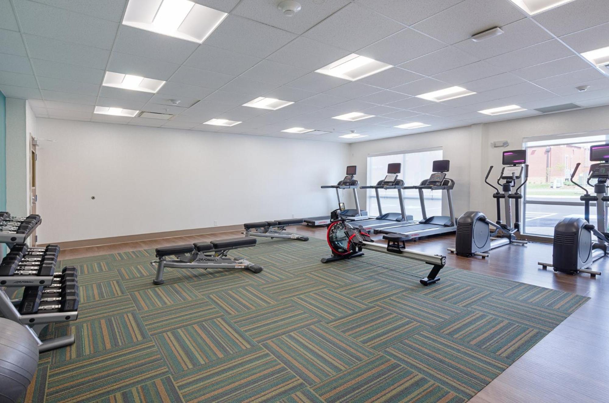 Holiday Inn Express & Suites - Abingdon By Ihg Exterior foto